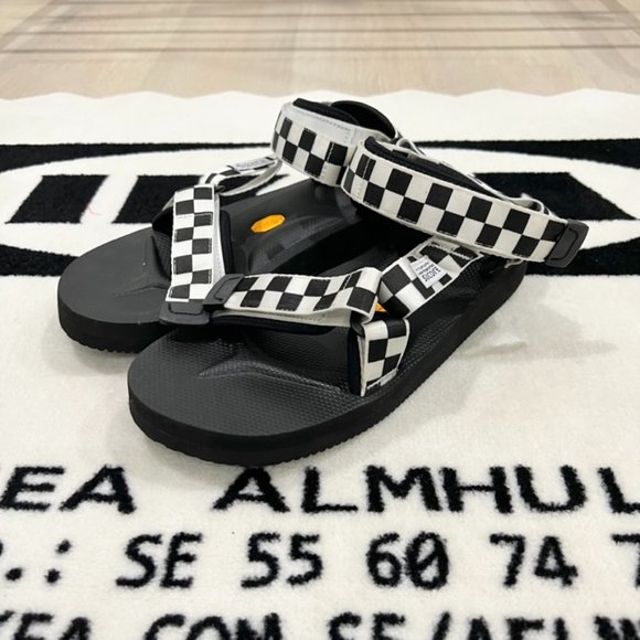 Suicoke Men Black White Checkered Straps Vibram Sole Sandals main image 4